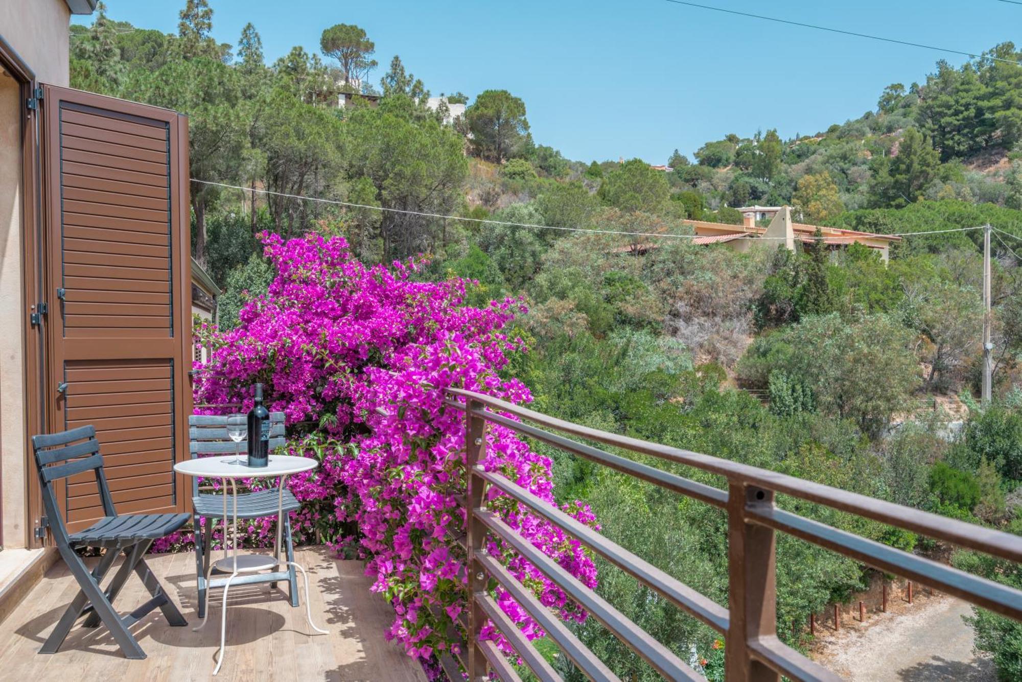 Villa Luna . Chia Eden Rock . Wifi Ac Riva dei Pini Exterior foto
